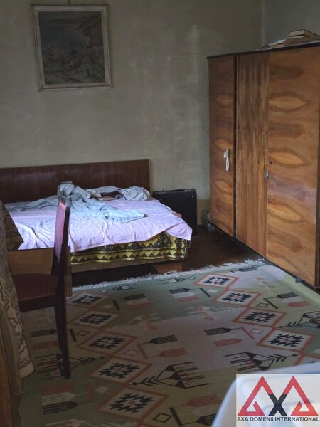 Casa Dristorului, Rond Baba Novac, Piata Alba Iulia, teren 538 mp.